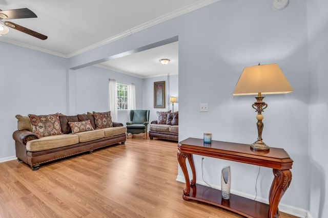 206 Homeward Ave, Winchester, TN 37398