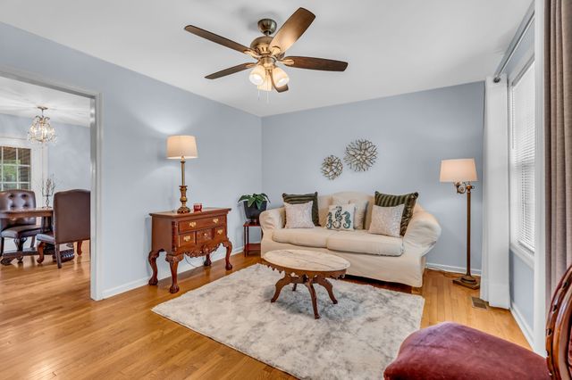 206 Homeward Ave, Winchester, TN 37398