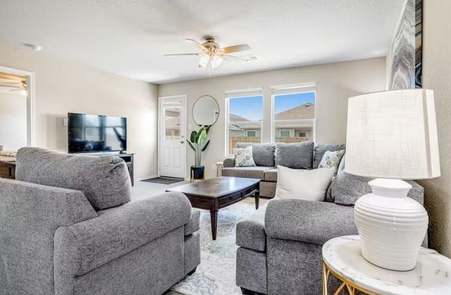 1927 Grey Catbird ST, New Braunfels, TX 78130