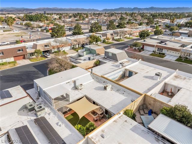 3727 Centennial Circle, Las Vegas, NV 89121