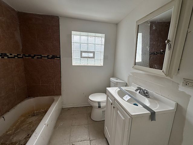 1600 Madison Street, Maywood, IL 60153