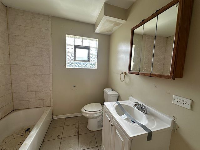 1600 Madison Street, Maywood, IL 60153
