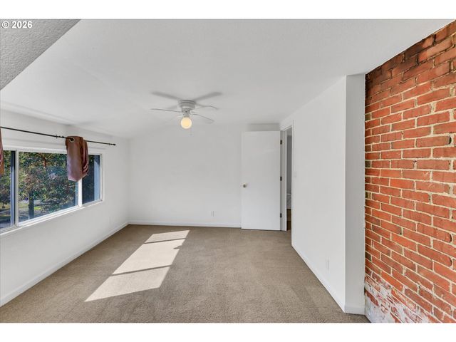 9224 N POLK Ave, Portland, OR 97203