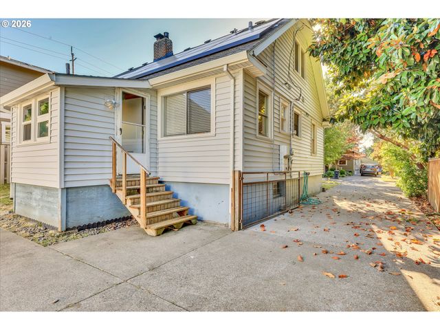 9224 N POLK Ave, Portland, OR 97203
