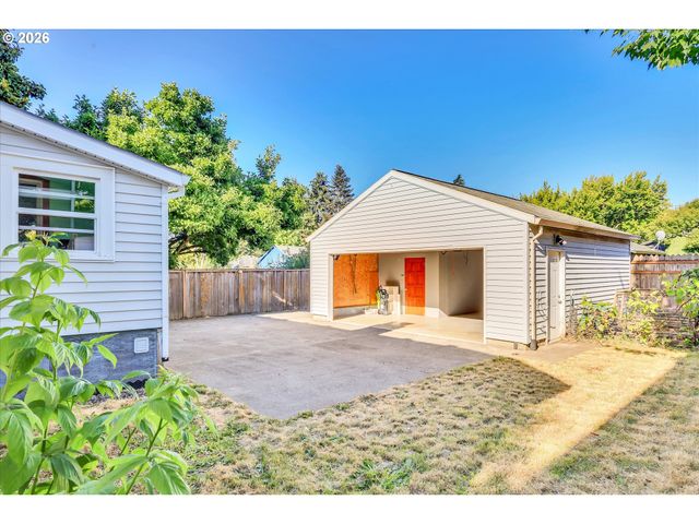 9224 N POLK Ave, Portland, OR 97203