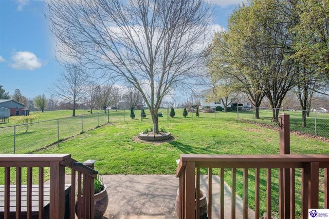 260 Cassies Way, Vine Grove, KY 40175