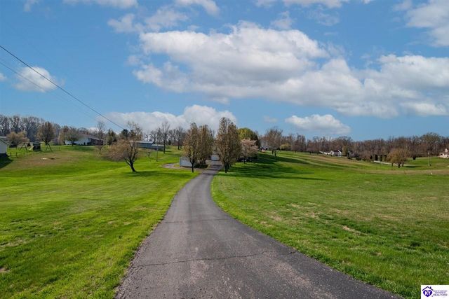 260 Cassies Way, Vine Grove, KY 40175
