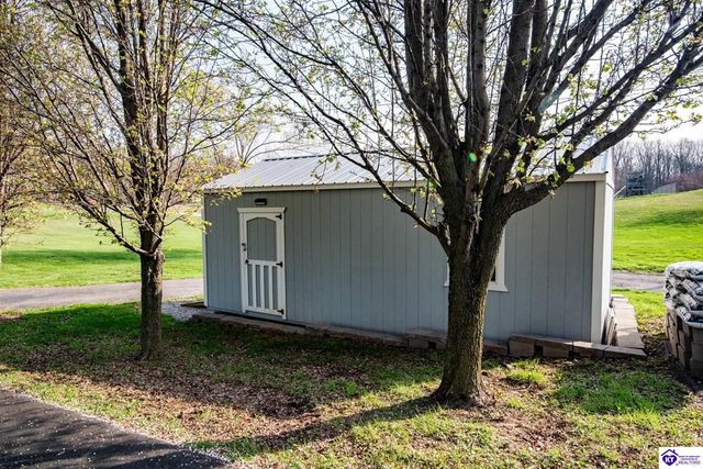 260 Cassies Way, Vine Grove, KY 40175