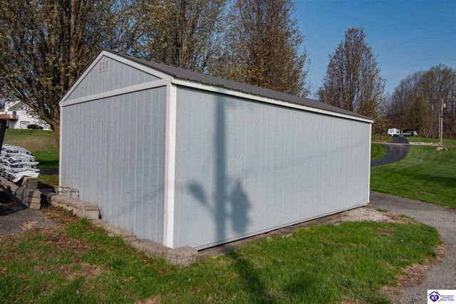 260 Cassies Way, Vine Grove, KY 40175