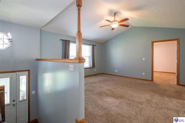 260 Cassies Way, Vine Grove, KY 40175