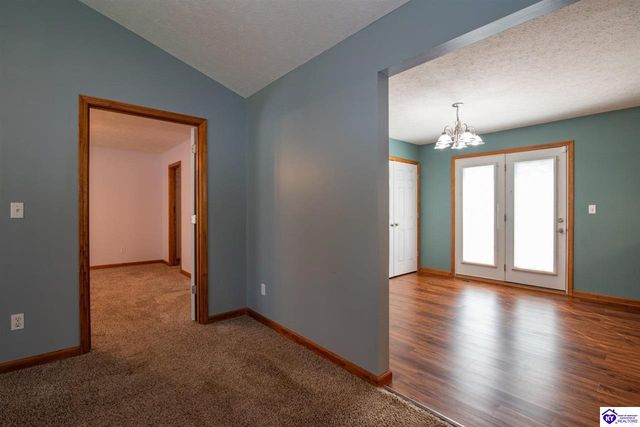 260 Cassies Way, Vine Grove, KY 40175