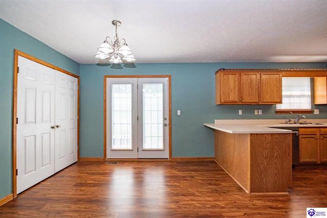 260 Cassies Way, Vine Grove, KY 40175