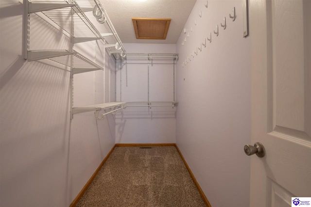 260 Cassies Way, Vine Grove, KY 40175