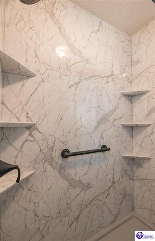 260 Cassies Way, Vine Grove, KY 40175