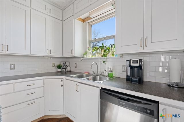 1543 W Clark Street, Bartlett, TX 76511