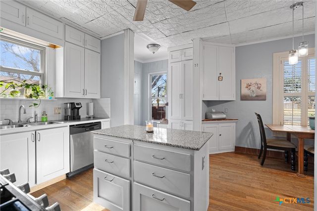 1543 W Clark Street, Bartlett, TX 76511