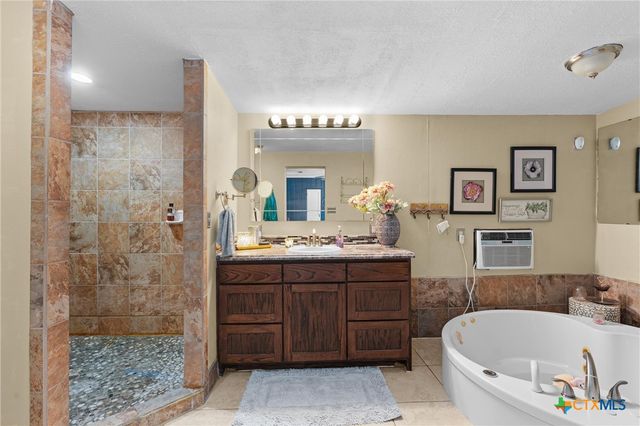 1543 W Clark Street, Bartlett, TX 76511