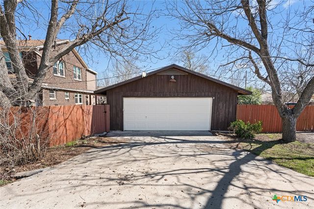 1543 W Clark Street, Bartlett, TX 76511