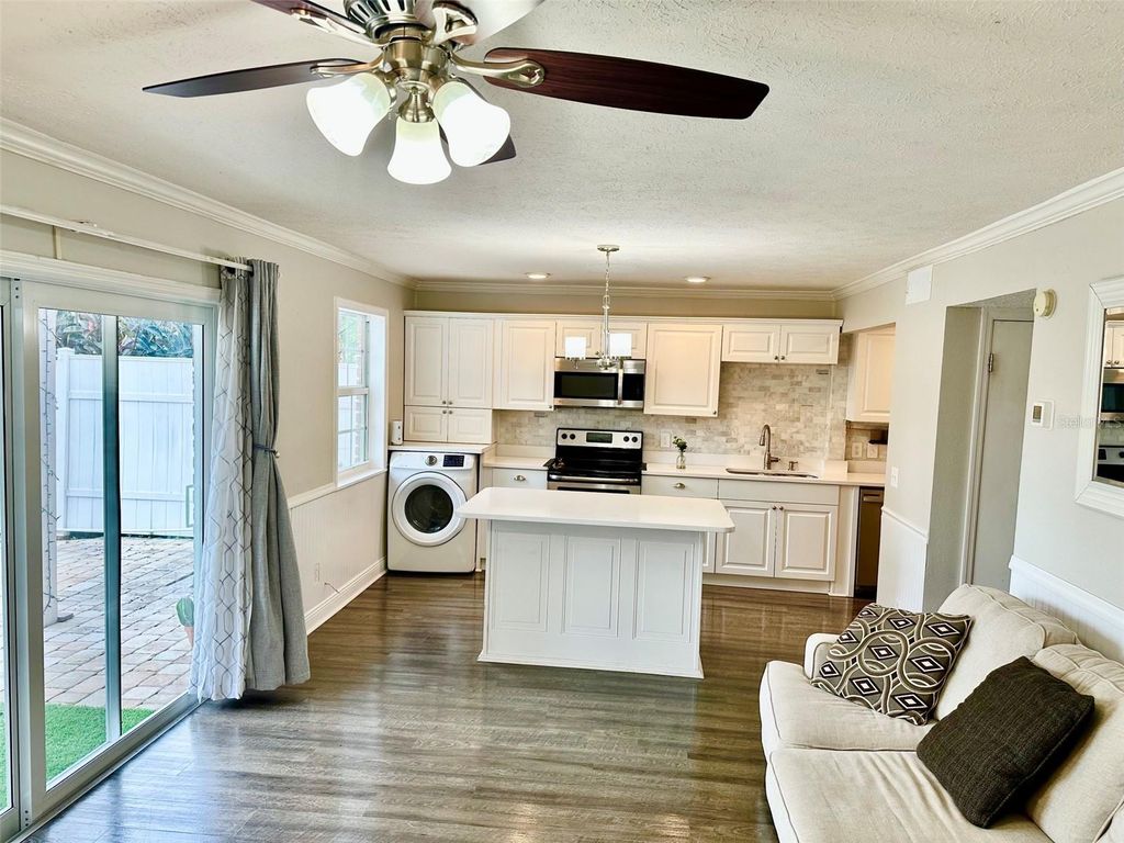 13731 JUNIPER BLOSSOM DRIVE 101, Tampa, FL 33618