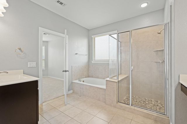 24911 Prairie Briar Circle, Richmond, TX 77406