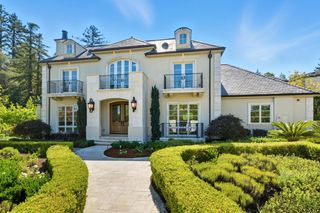 625 W Santa Inez Avenue, Hillsborough, CA 94010