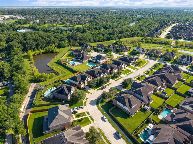 4213 Sycamore Point, Friendswood, TX 77546