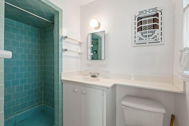 1207 Dwyce DR, Austin, TX 78757