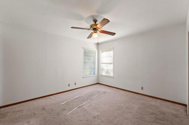 1207 Dwyce DR, Austin, TX 78757