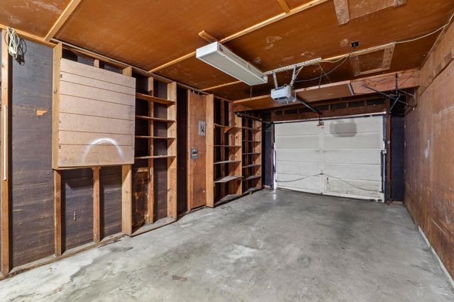 1207 Dwyce DR, Austin, TX 78757