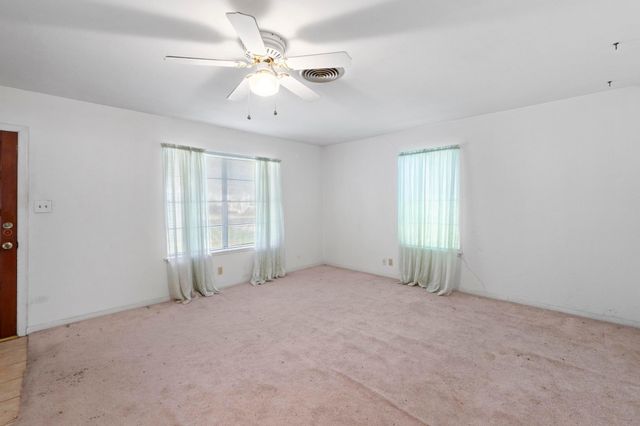 1207 Dwyce DR, Austin, TX 78757