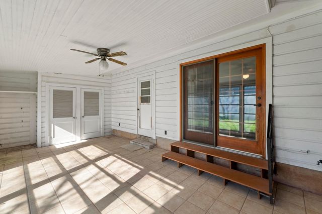 1207 Dwyce DR, Austin, TX 78757