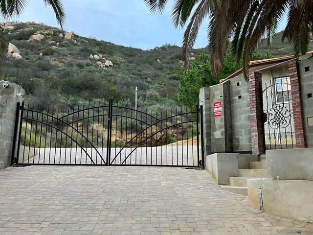 1088 Deer Springs Rd, San Marcos, CA 92069