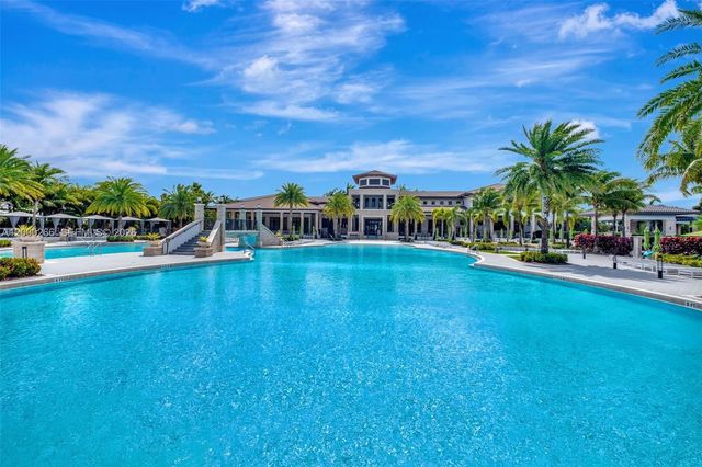 10467 NW 82nd Street 11, Doral, FL 33178