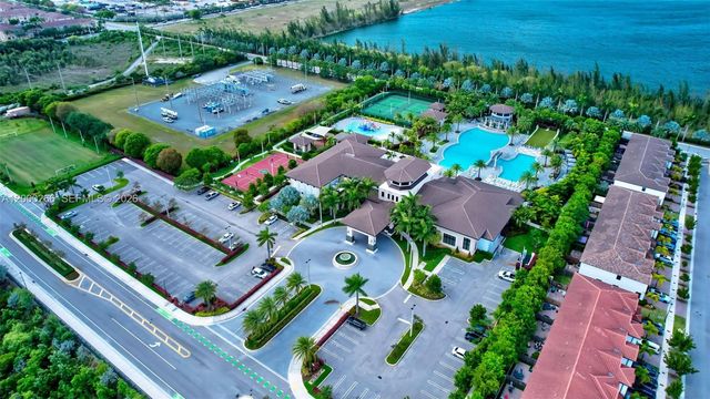 10467 NW 82nd Street 11, Doral, FL 33178