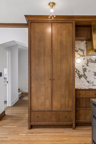 1930 Knox Avenue S, Minneapolis, MN 55403