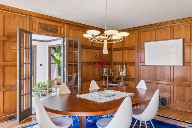 1930 Knox Avenue S, Minneapolis, MN 55403