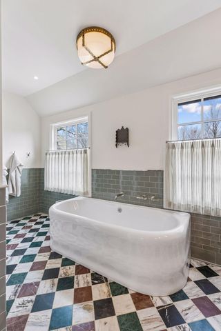 1930 Knox Avenue S, Minneapolis, MN 55403