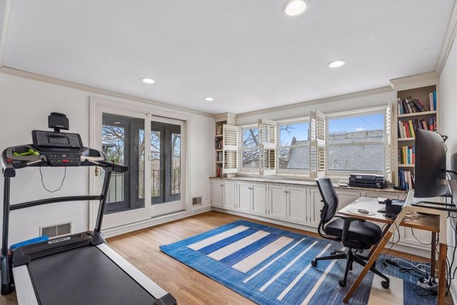 1930 Knox Avenue S, Minneapolis, MN 55403