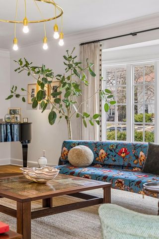 1930 Knox Avenue S, Minneapolis, MN 55403