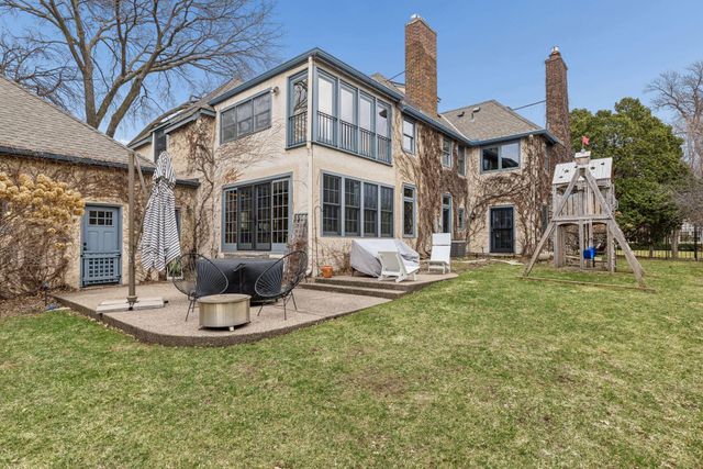 1930 Knox Avenue S, Minneapolis, MN 55403