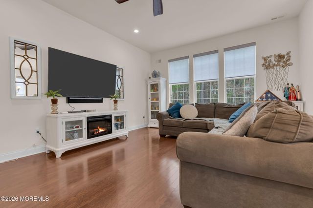185 Arborridge Drive, Forked River, NJ 08731
