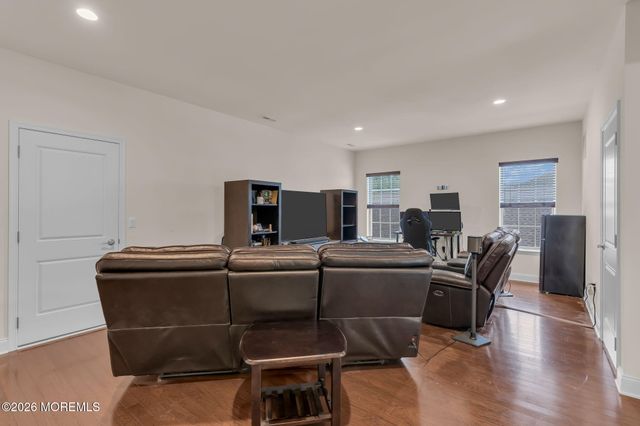 185 Arborridge Drive, Forked River, NJ 08731