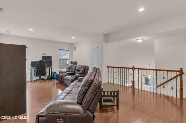 185 Arborridge Drive, Forked River, NJ 08731