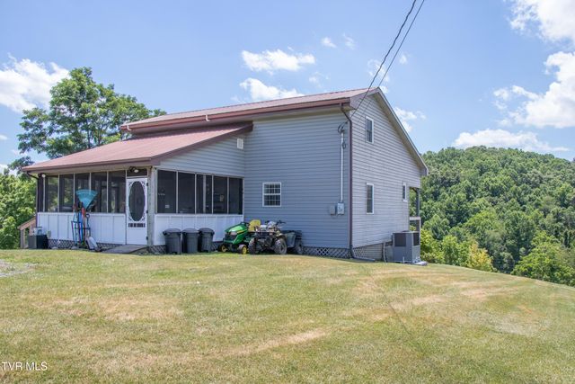 27069 Northridge Road, Meadowview, VA 24361
