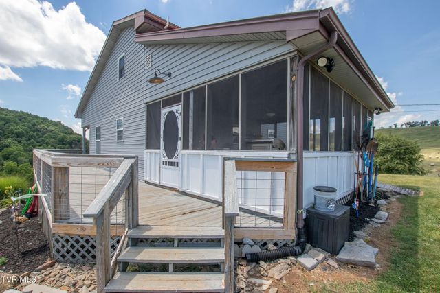 27069 Northridge Road, Meadowview, VA 24361
