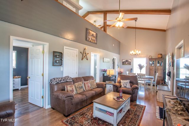 27069 Northridge Road, Meadowview, VA 24361