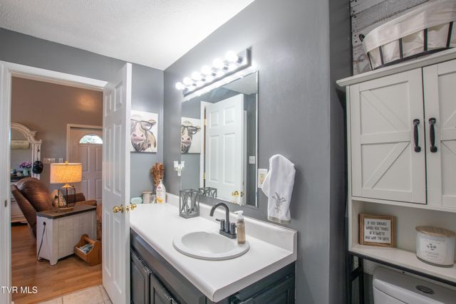 27069 Northridge Road, Meadowview, VA 24361