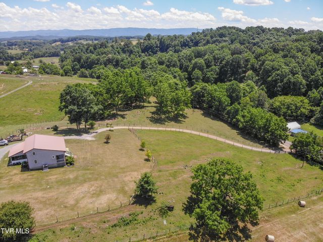 27069 Northridge Road, Meadowview, VA 24361
