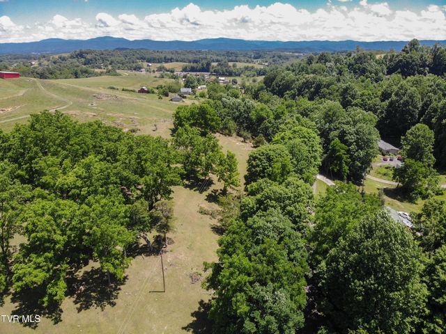 27069 Northridge Road, Meadowview, VA 24361