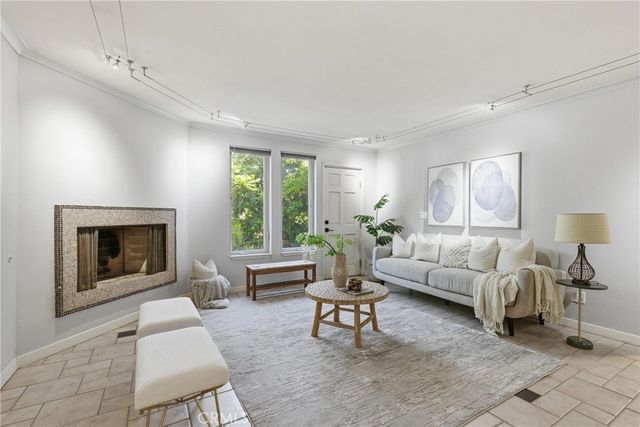 41 Hidden Valley, Monrovia, CA 91016